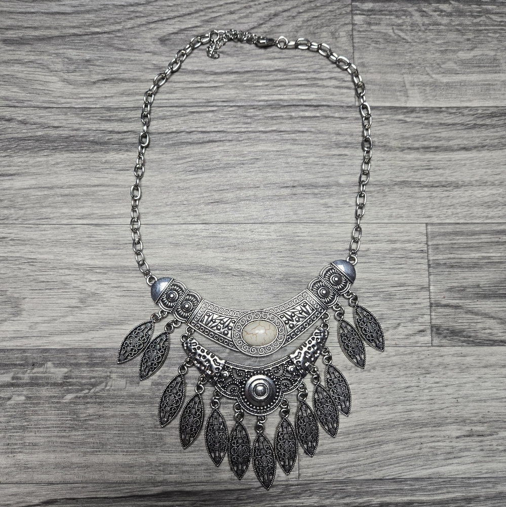 NWOT Boho Statement Necklace with White Stone